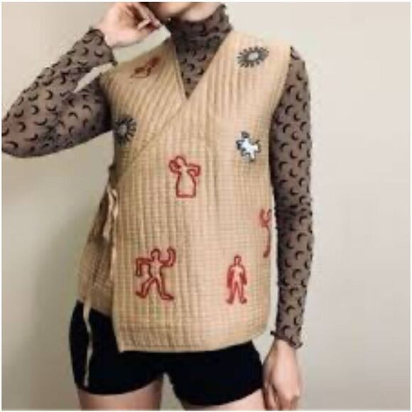 Zara Jackets & Blazers - NWOT Zara Embroidered Quilted Vest Size L
